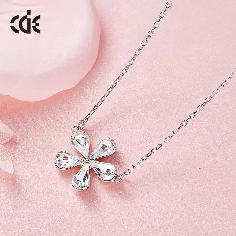 925 silver unique Swarovski crystals white flower Set