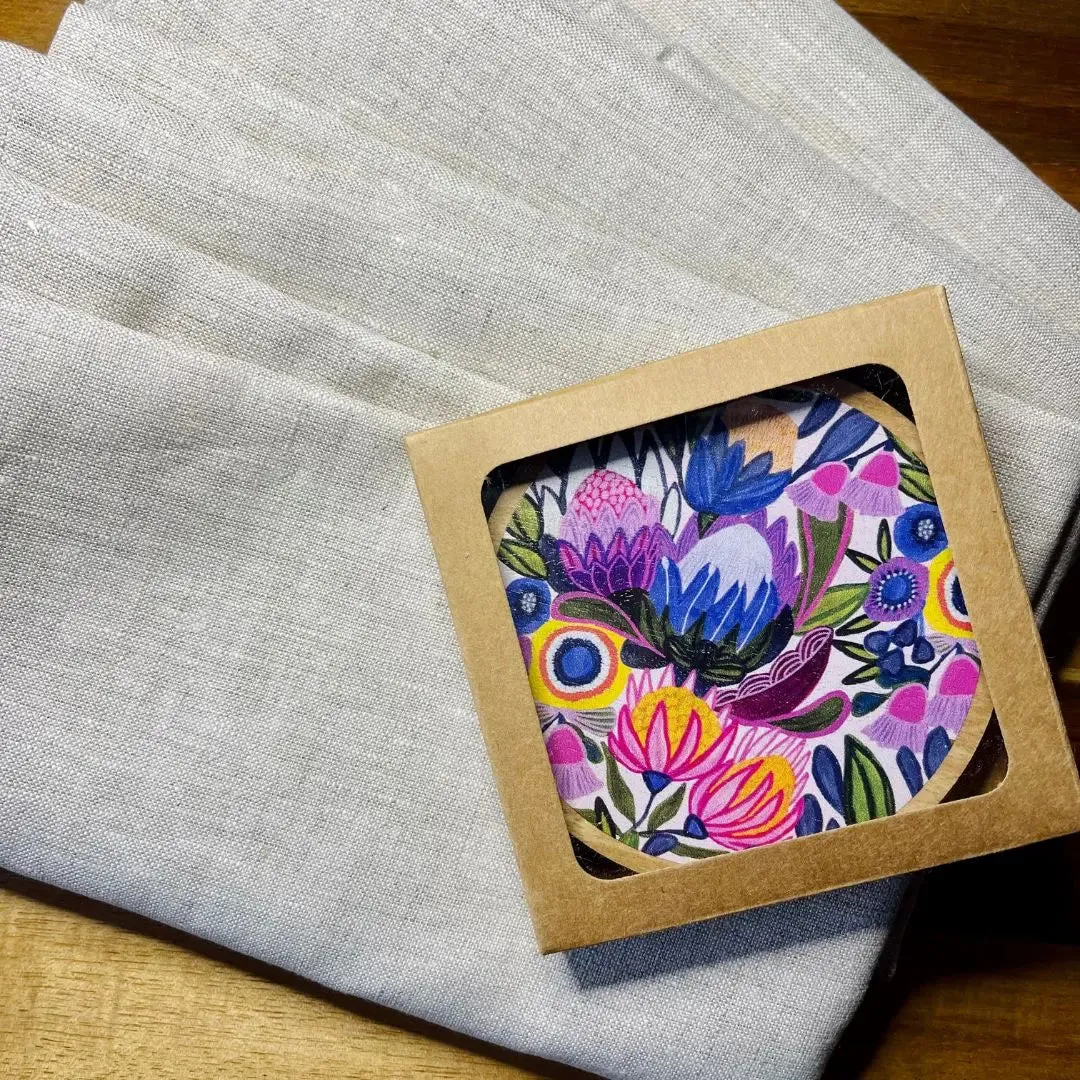 Protea Magnifica Wooden Coasters & Napkin Set