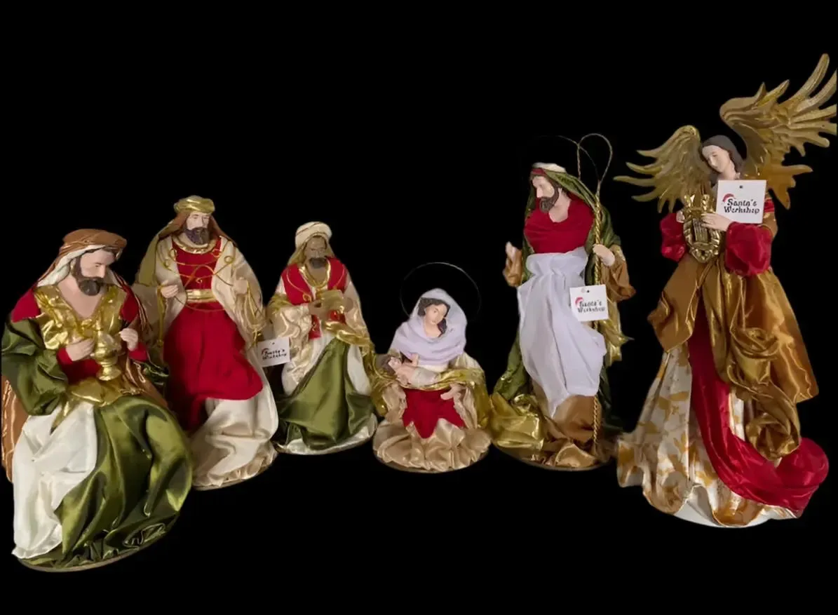 Red Christmas Nativity  with manger  -40cm